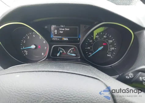 2018 Ford Focus Se z USA, uszkodzony, nr VIN 1FADP3F22JL287712